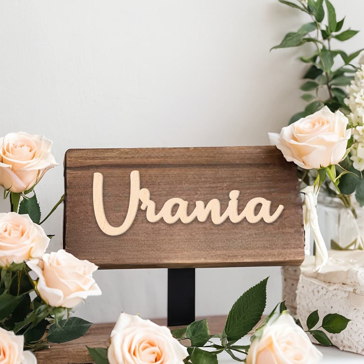 Nowoczesna minimalistyczna tab – Wedding Shop recenzja i cena