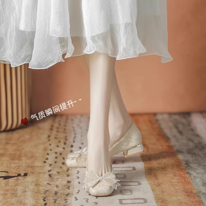Damskie buty ślubne na jesień  – Wedding Shop recenzja i cena