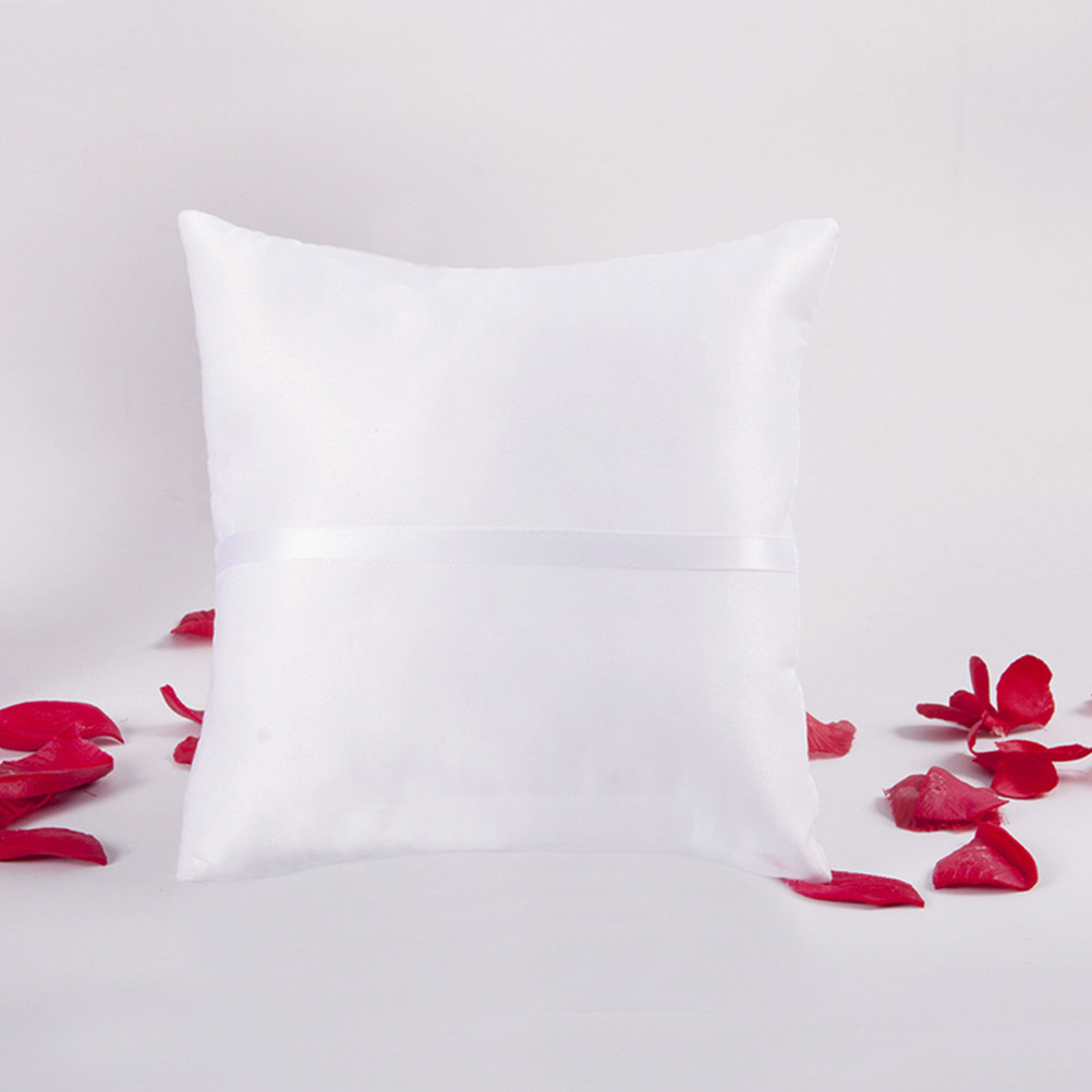 Romantyczna poduszka na obrącz – Ring Bearer Pillow recenzja i cena